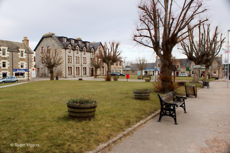 The Square, Tomintoul