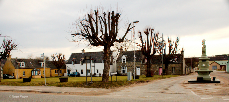 The Square, Tomintoul
