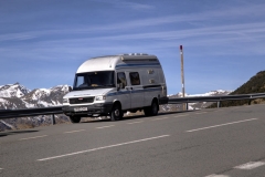 Descending from Port d'Envalira